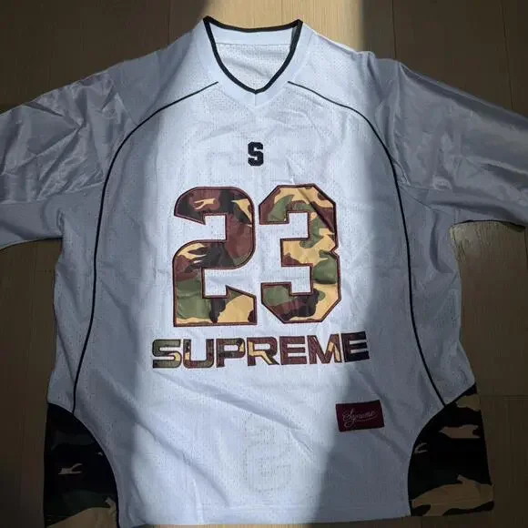 希少Supreme Perfect Season Football Jersey Supreme Perfect Season Football Jersey (SS23) - $118